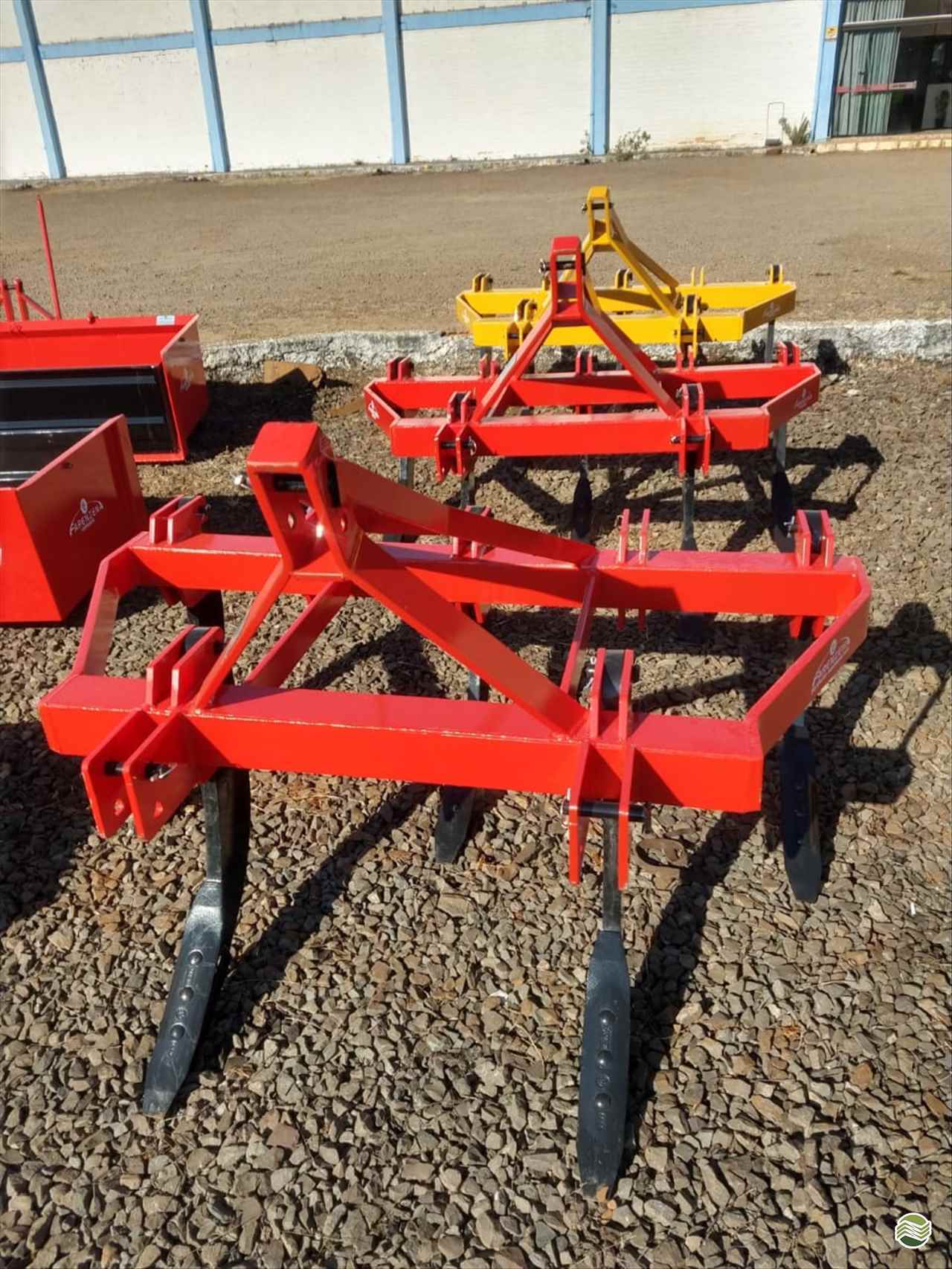 5 HASTES de Talamini Máquinas e Implementos Agrícolas